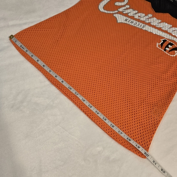 NFL Cincinnati Bengals Women's Cut Fan Team Jersey Size Medium - Picture 12 of 13